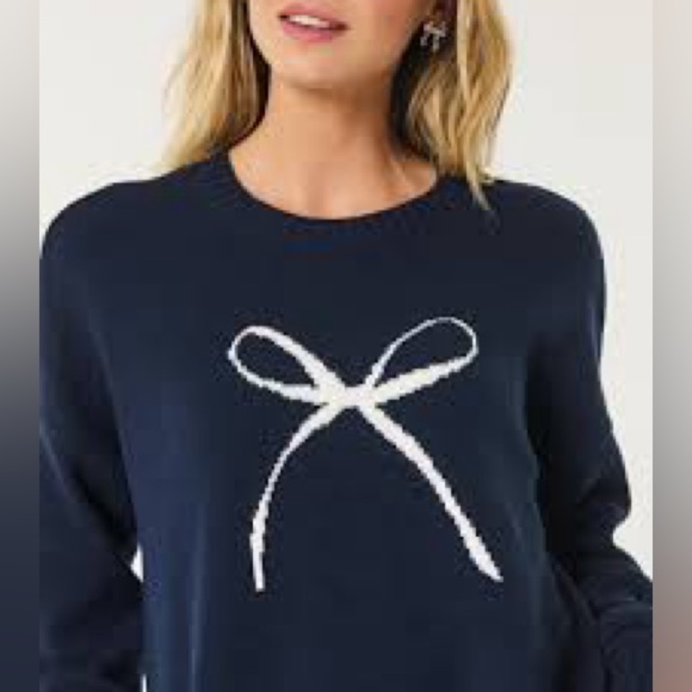 Hollister Bow Sweater XL